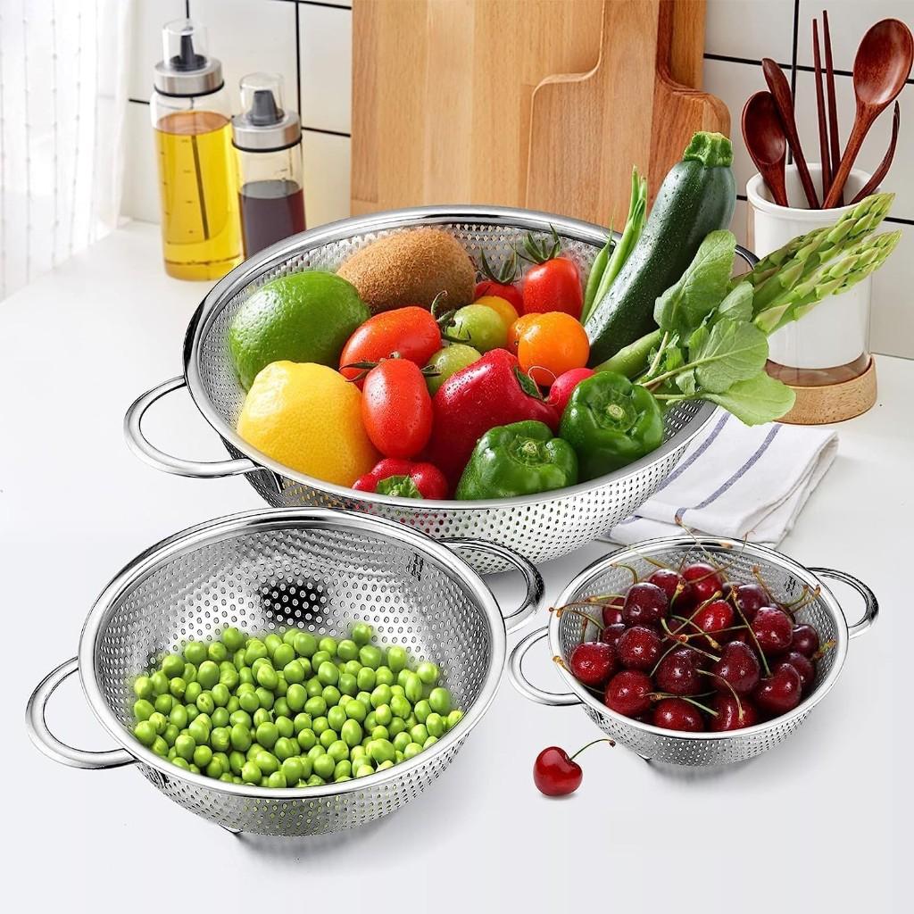 Triple-Layer Stainless Steel Micro-Perforated Mesh Colander Set 1 Quart 2.5 Quarts 4.5 Quarts  3