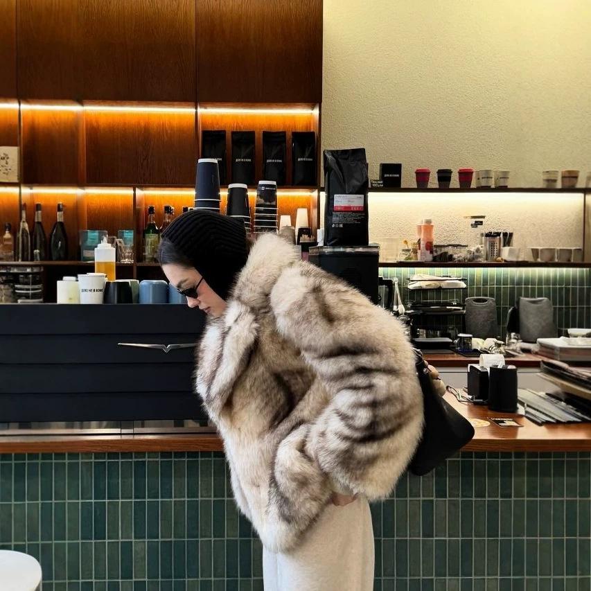 New European and American style artificial fur coat women's fashion warm autumn and winter printing and dyeing striped fox fur coat