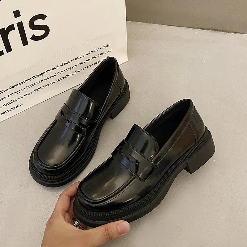 Large Size Leather Shoes Women's Spring New Fashion Retro British Style Leather Shoes Round Toe Thick Heel Soft Sole Single Shoe