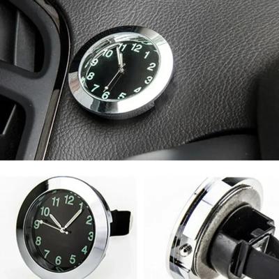 Auto Auto Uhr Armaturenbrett Innenraum Mini Quarz Silber Uhr Mit Doppelseitigem Klebeband Lüftungsschlitz Analog Clip Auspuff
