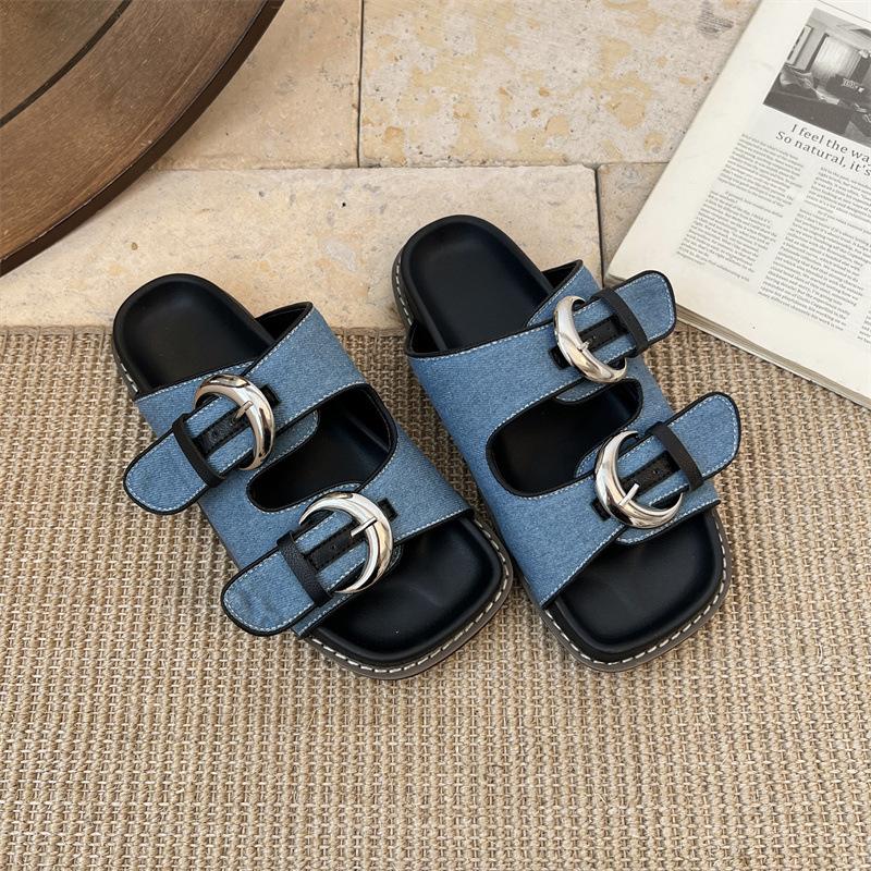 

Popular Internet celebrity silver flat one-word shoes women s summer wear 2025 new skirt non-slip French cool slippers 40 синий