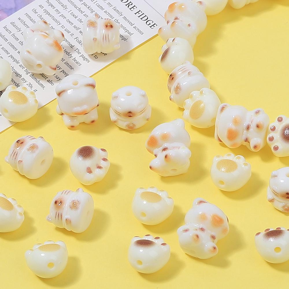 Handmade Cartoon Cat Paw Beaded Bracelet with Resin & Cream Glue