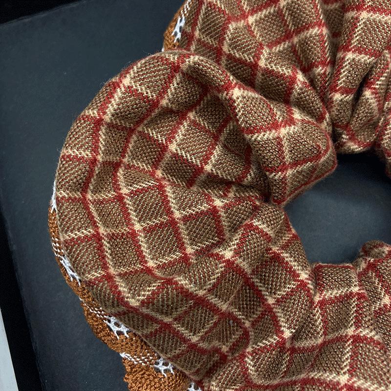 Premium Plaid Scrunchie: High-Elastic Hair Tie for Low Ponytails & Buns (Autumn/Winter 2025 Collection)