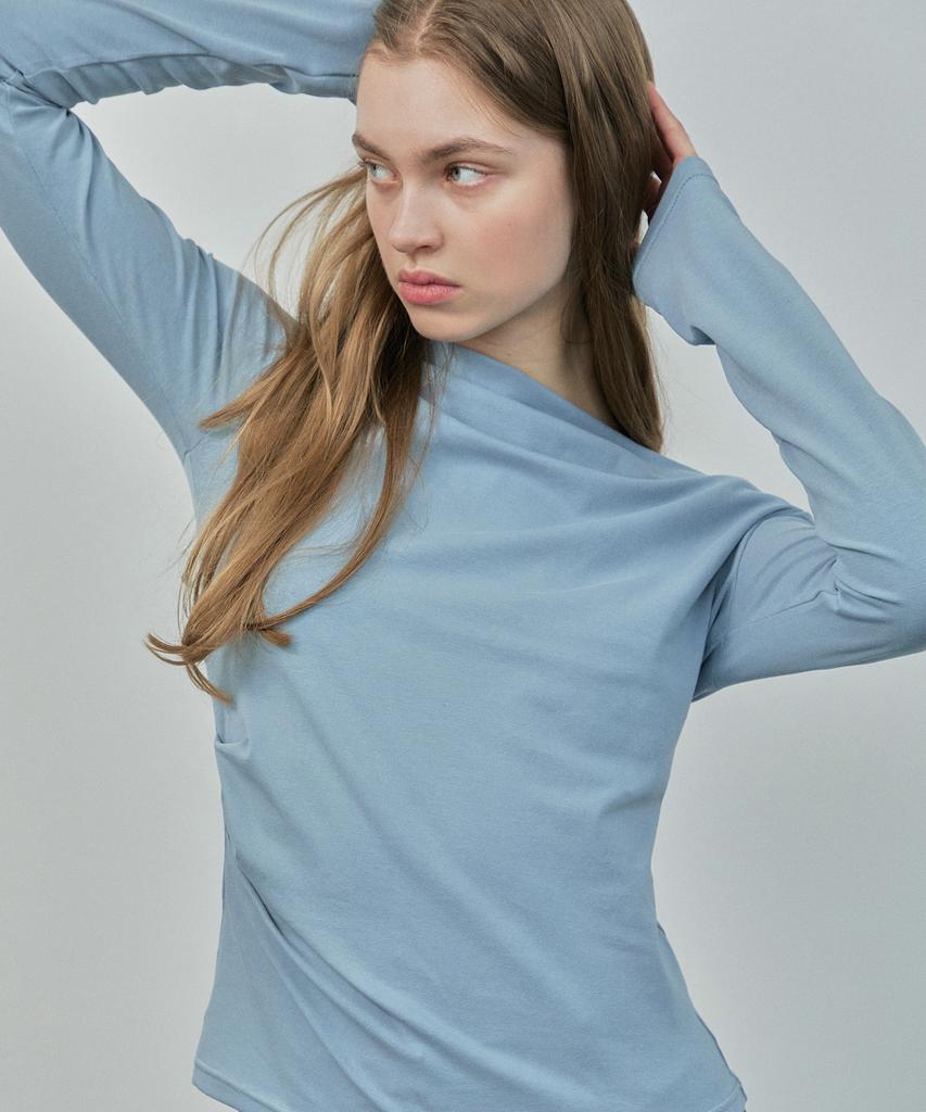 IHR Shirred Off-Shoulder T-Shirt / Sky Blue
