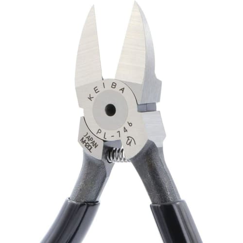 Keiba Ergonomic Cutting Nippers for Plastic, Right-Handed, Flat Tip, 150mm, PL-746