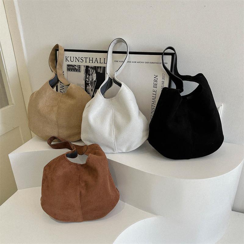 Fashionable Large Capacity Tote Bag For Women Street Style Trend Winter New Underarm Shoulder Bag