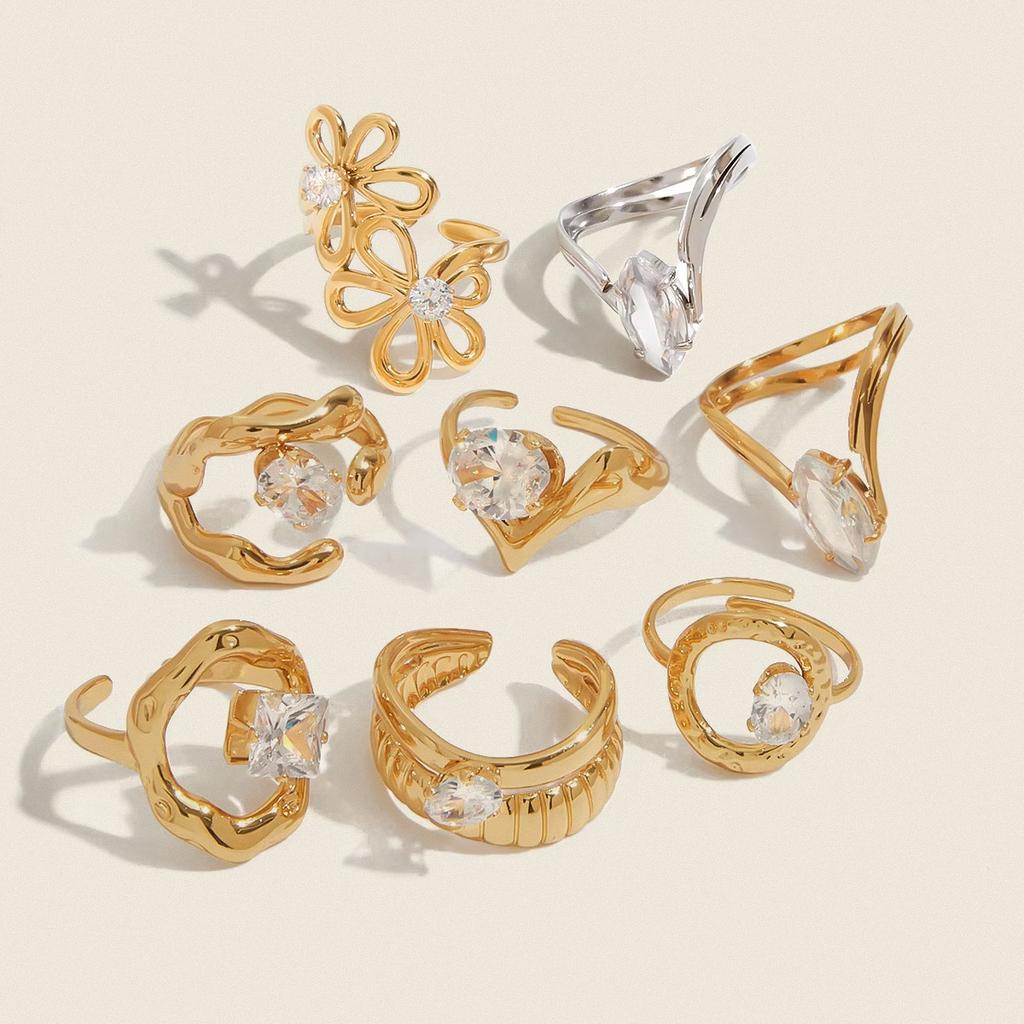 Minimalist Geometric Zircon Hollow Circular Ring for Women Stainless Steel Hammer Pattern Flower Jewelry