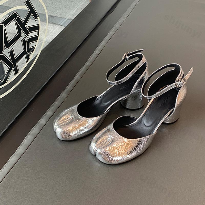 Women Mary Janes Shoes Sliver Leather Dress Square Head Split Toe Shoes Women Shallow Buckle Soft Sole Shoes Zapatos De Mujer
