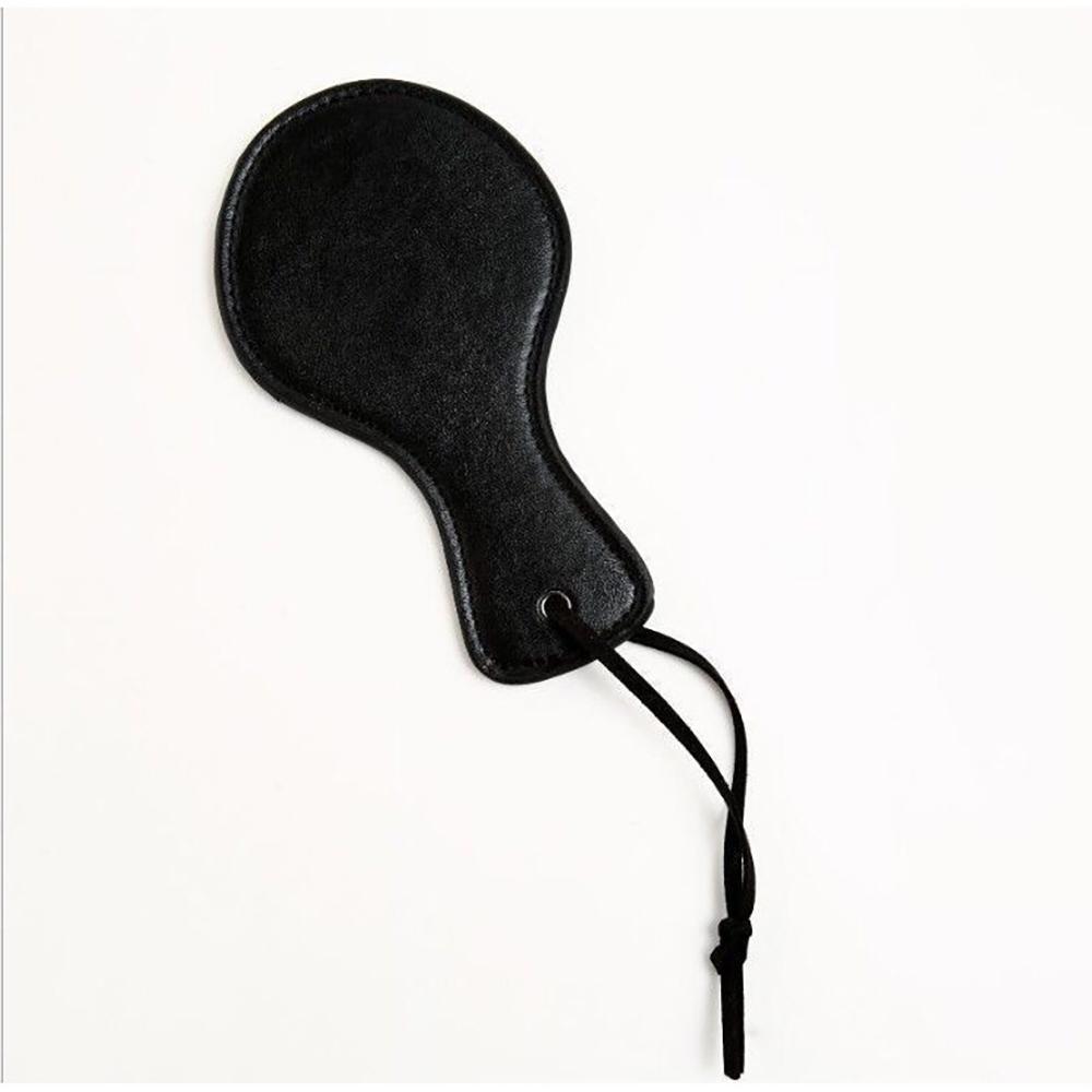Adult products, couple flirting, hand-held alternative toys, erotic playthings, stage performance props