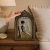 Large Vintage Picture Frame Retro Arched Po Frame for Tabletop/Wall Mounting Embossed Resin