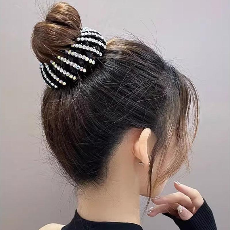 New Fashion Girls Hair Claw Women Hair Clamp Grab Barrettes Korean Fake Crystal Hair Pin Tail Horsetail Buckle Hair Clip Hair Accessories