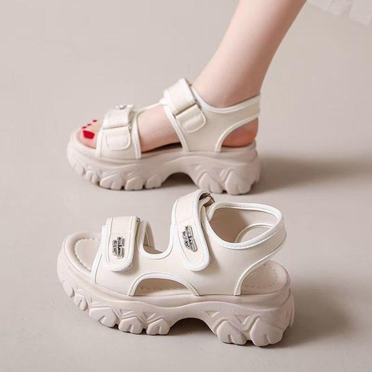 

Sports sandals women s summer 2025 new fashion thick sole to increase temperament Roman casual Velcro beach shoes 40