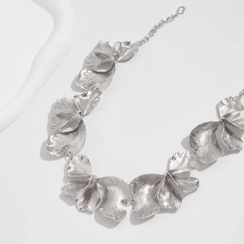 Vintage Punk Zlatá Stříbrná Barva Nepravidelný Květinový Choker Náhrdelník Pro Ženy Muže Zveličený Kovový Velký Květinový Náhrdelník Šperky