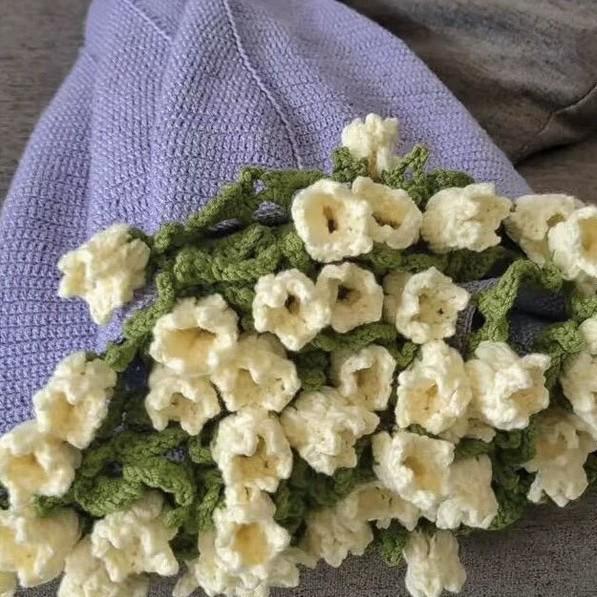 Hand-knitted Rose Bouquet Flower Blanket for Office Naps