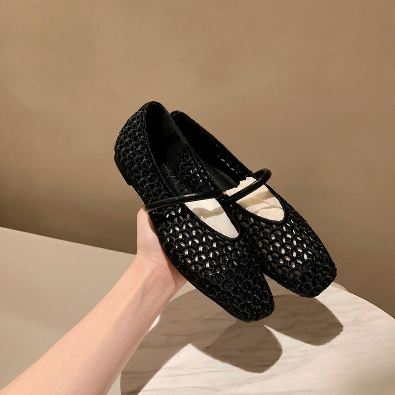 Pantofi simpli cu vârf pătrat, perforați, respirabili și țesuți pentru femei, un pantof nou versatil cu tăietură joasă și cu un umăr