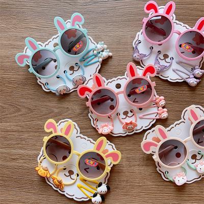 Novos óculos de sol fofos de verão com orelhas de coelho para crianças, conjunto de 5 peças de presente para meninas, personagem de desenho animado