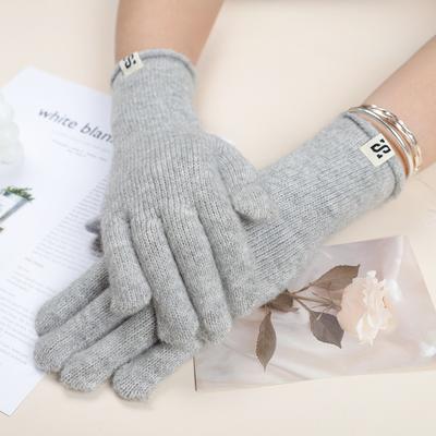 Accessori – Guanti, mezzi guanti e muffole