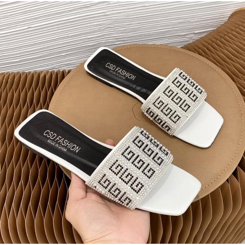 Fashion 2024 Sexy Women Sandals Summer Beach Shallow Mouth Rhinestones Ladies Fashion Show Comfortable Light Shoes Sandalias Femininas