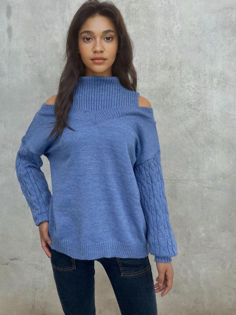 2024 Fall/Winter Women's Off-the-Shoulder Turtleneck Sweater: Sexy European-American Style, Loose-Fit Pullover Tops
