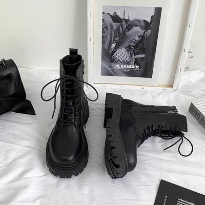 Botas de plataforma para mujer 2024 estilo retro británico nuevo resorte y otoño aumento superb fuego con botines negros adelgazantes