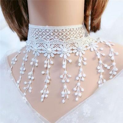 Moterų vakarėlio karoliai tuščiaviduriai nėriniai dirbtinių perlų dekoras Kutas Prom Cosplay Helovinas Carnival Choker Vestuvių pasirodymas Kaklo papuošalai