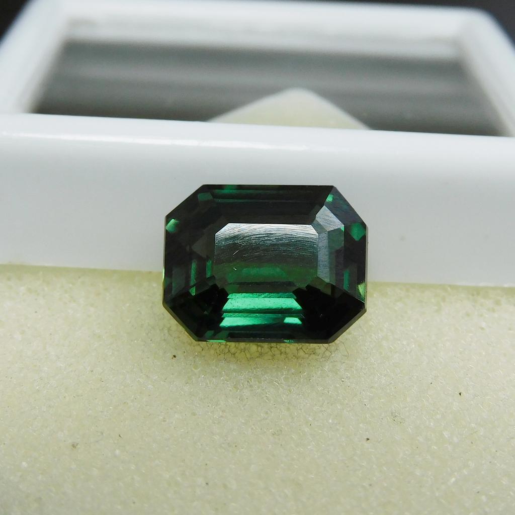 7.70 Ct Natural Green Sapphire Emerald Cut Loose Gemstone CERTIFIED M-70-Ra