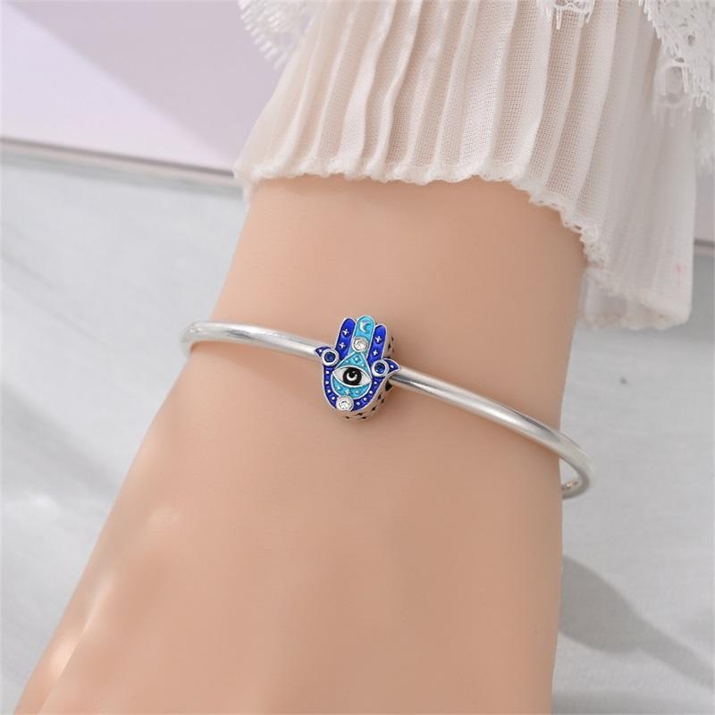 Original Charms Beads Copper Guardian'S Hand Evil Eyes Pendants For Woman Man Diy Jewelry For Bracelets Accessories
