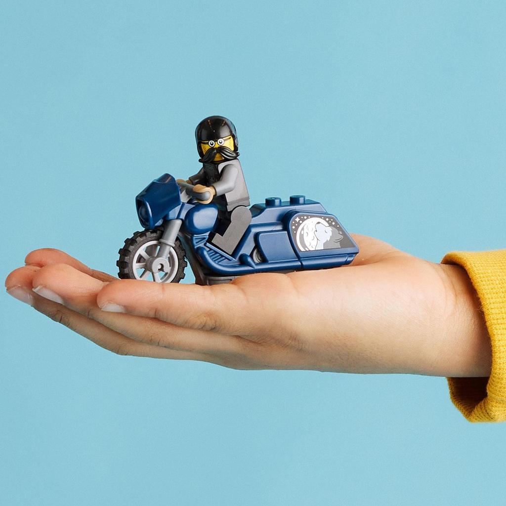 LEGO City Stunt Tour Bike 60331, a Toy Block Gift for Boys and Girls Ages 5 and Up.