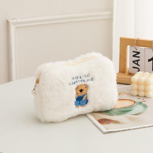 Japan and South Korea Plush Cosmetic Bag Cute Bear Portable Storage Toiletry Bag Girl Large-capacity Embroidered Bag