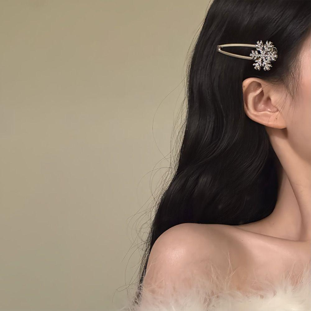 Modische weihnachtliche Haarspange mit Strasssteinen und Schneeflockenmotiv, süßer INS-Style, seitliche Haarnadel, weihnachtliche Haarnadel, Haaraccessoires aus Metall