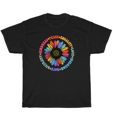 Freundlichkeit Frieden Gleichheit Liebe Hoffnung Vielfalt Menschenrechte T-Shirt Unisex T-Shirt Geschenk