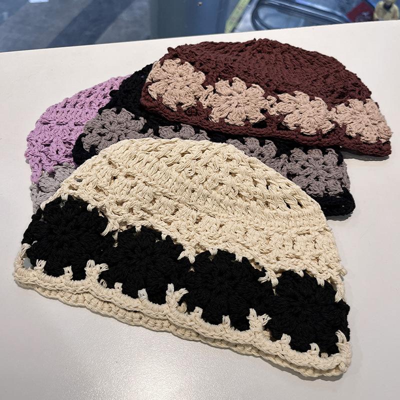 Black and white contrasting colors hand-crocheted hollow headgear girls spring breathable retro fashion face small pullover hat