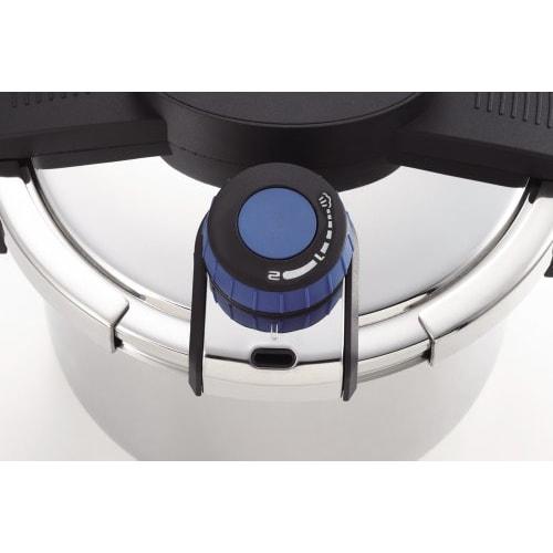 Perfect for outdoor activities! Pearl Metal 5.5L Pressure Cooker with Triple-Layer Bottom and One-Touch Lever, H-5389