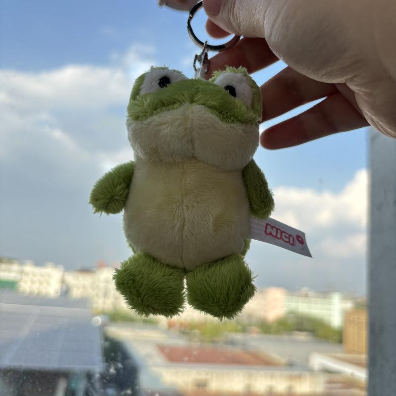 Cartoon Cute Green Little Frog Plush Toy Pendant Cute Animal Plush Toy Keychain Backpack Decoration Plush Pendant Festival Gift
