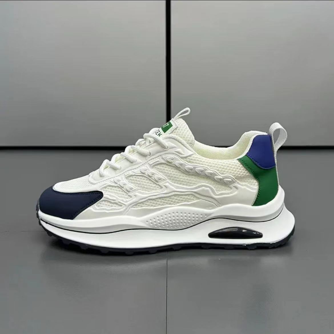 

Кроссовки мужские новые низкие сетчатые дышащие повседневные туфли модные трендовые спортивные туфли универсальные папины туфли 39