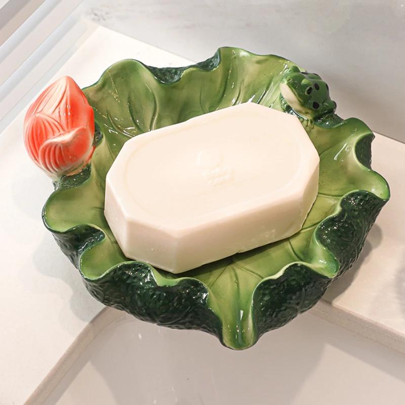 1pc Ceramic Soap Dish Ornament Drain Soap Box Fish Frog Lotus Bathroom Accessories Home Decorations Kitchen Soap Holder