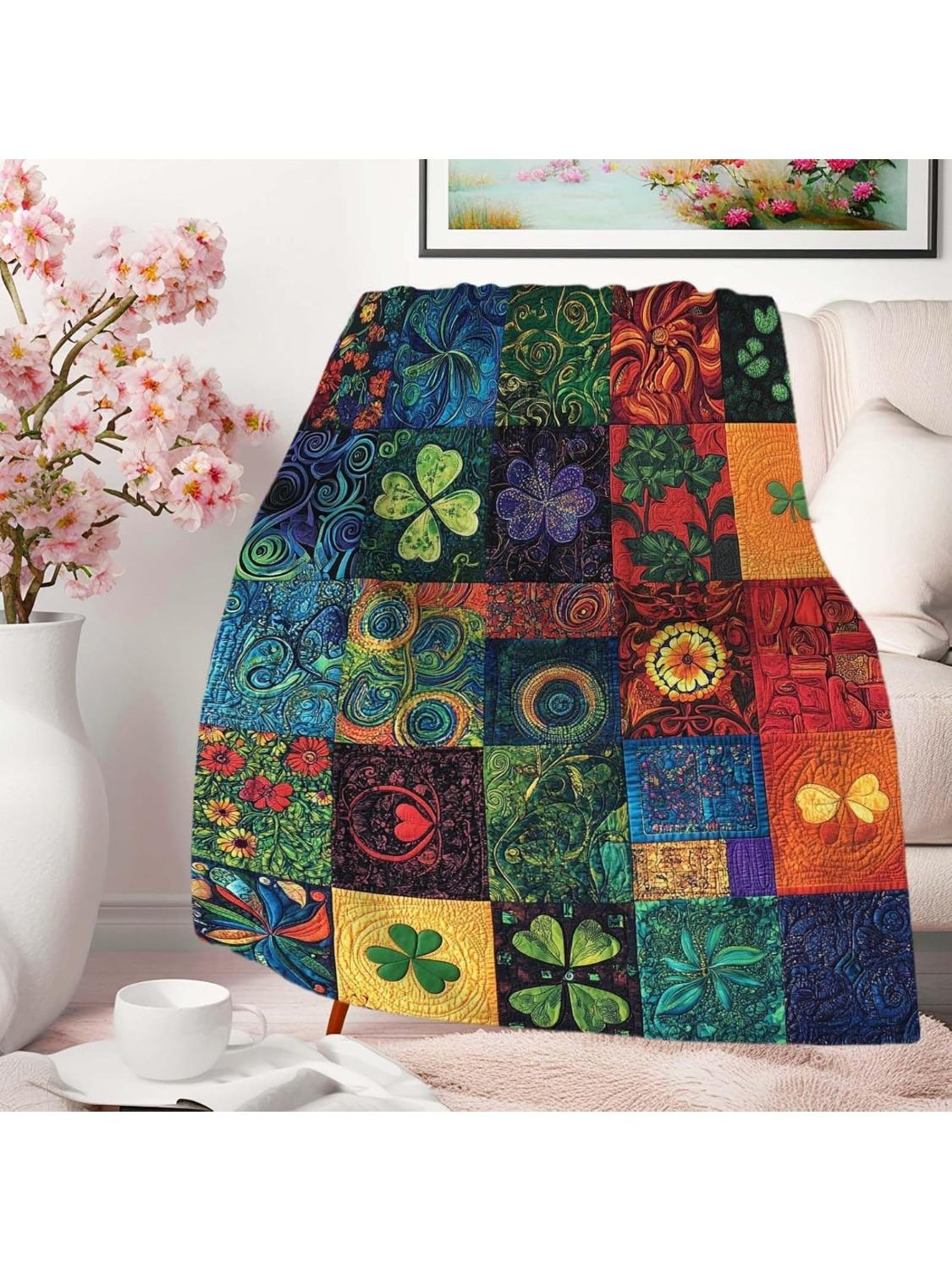 

GUOYU Blanket St Patricks Day Throw Blanket Patchwork Style Printed Shamrock Clover Blanket Gift for Women and Men Lightweight Soft Fleece 75x100cm (30x40inch)