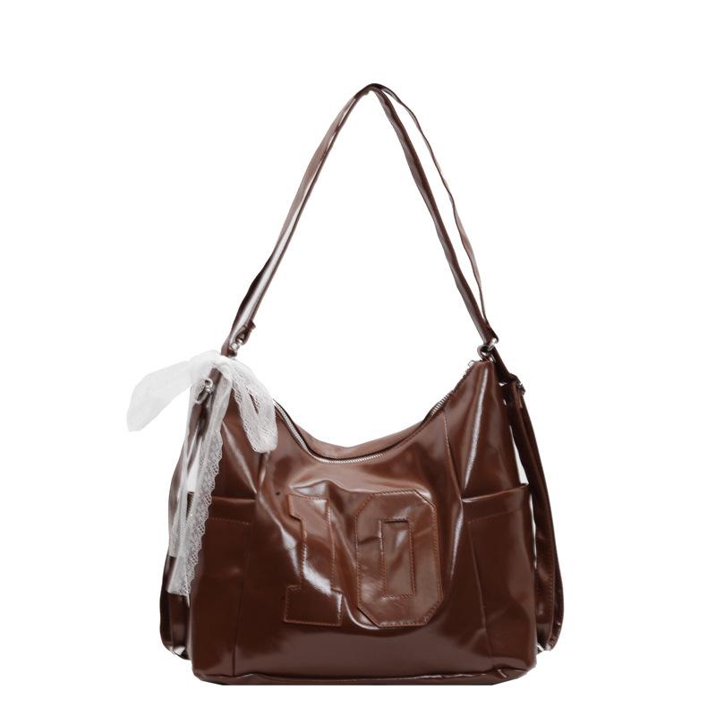 High end Large Capacity Bag for Women's Bag Autumn and Winter New Niche Fashion Commuter Shoulder Bag Casual Backpack