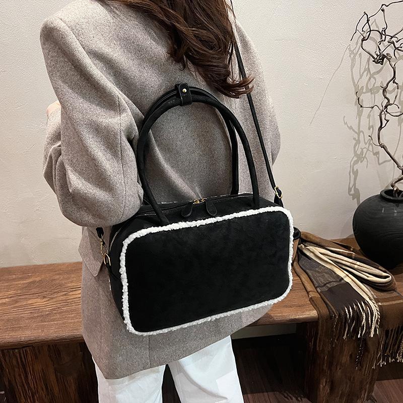 Bowling Underarm Bag 2025 New Fashion Trend Large Capacity Contrasting Color Handbag Shoulder Bag Women's Bag