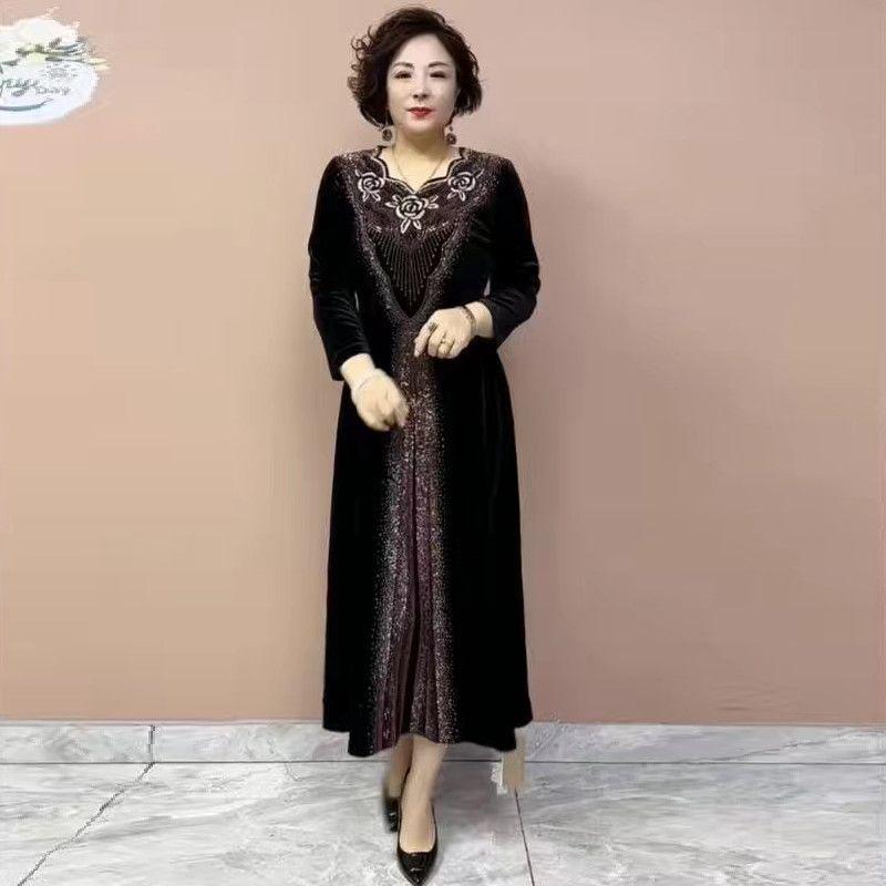 Women's Rhinestone V-Neck Velvet Dress Embroidered Plus Size Dress Long Dress