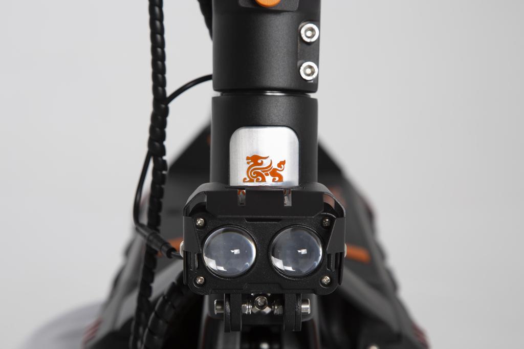 KuKirin G3 Pro Elektroroller 2*1200W Motoren, 52V 23.4AH Akku, 65 km/h Geschwindigkeit 80 km Reichweite, 10" Reifen, Tragbarer Akku, Schnellladung, E-Scooter