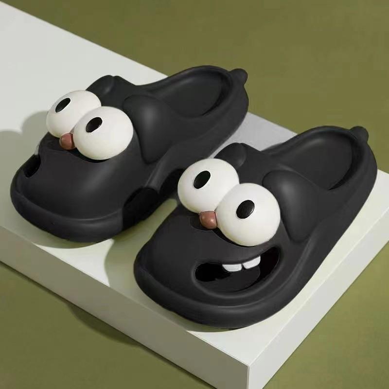 

Bigeyed dog slippers women s summer wear bag toes cute cartoon sandals at home and indoor nonslip hole shoes women s summer 40-41 (recommend taking one size larger) чорний