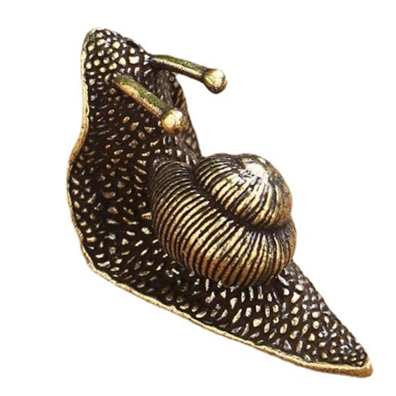 Distressed Finish Miniature Snail Figurine Handmade Alloy Art Decors For Teas Pet Desk Accessories Home Decoration Gift