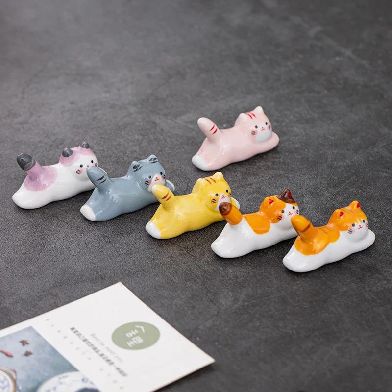 1-6pcs Ceramic Cute Cat Chopstick Holder Tableware Japanese Style Underglaze Restaurant Oval Spoon Bracket Utensil for Kitchen