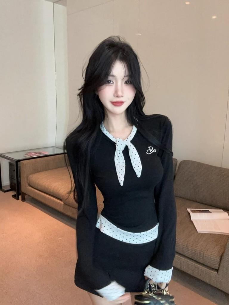 Korean Style Black Polka Dot Patchwork Long Sleeve Women's Velvet T-shirt, Autumn Slim Fit Fake Two-Piece Top