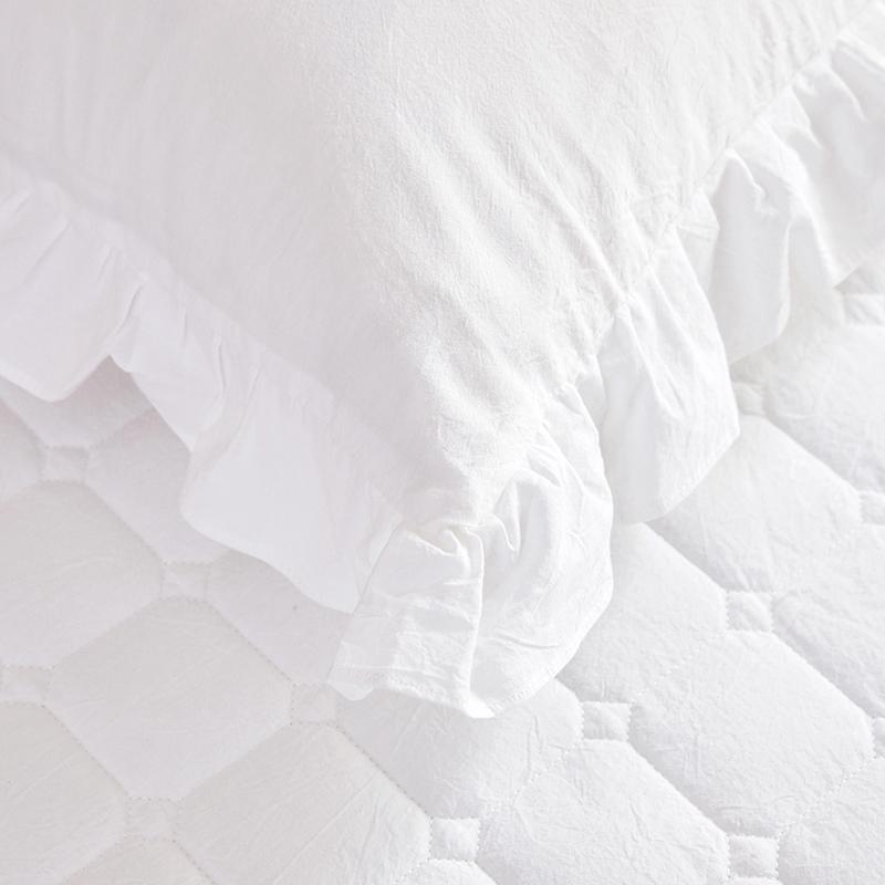 White Thicken Quilted Princess Bedding Bed Skirt Pillowcases With Cotton Winter Warm Bedspread Mattress Cover 1/3pcs Bed Sheet