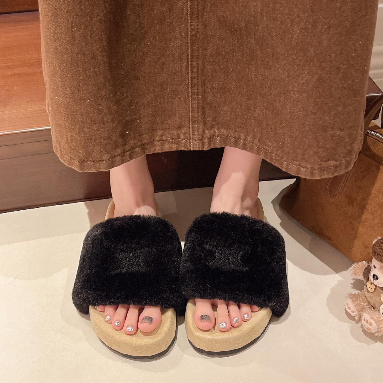 

Хлопковые шлепанцы на толстой подошве премиум-класса с одним ремешком для женщин, новинка осени и зимы 2025 года, теплые пушистые шлепанцы во французском сказочном стиле 40 чёрный
