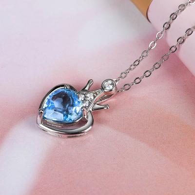 S925 Sterling Silver Platinum-plated Heart-shaped Sapphire Clavicle Pendant Necklace