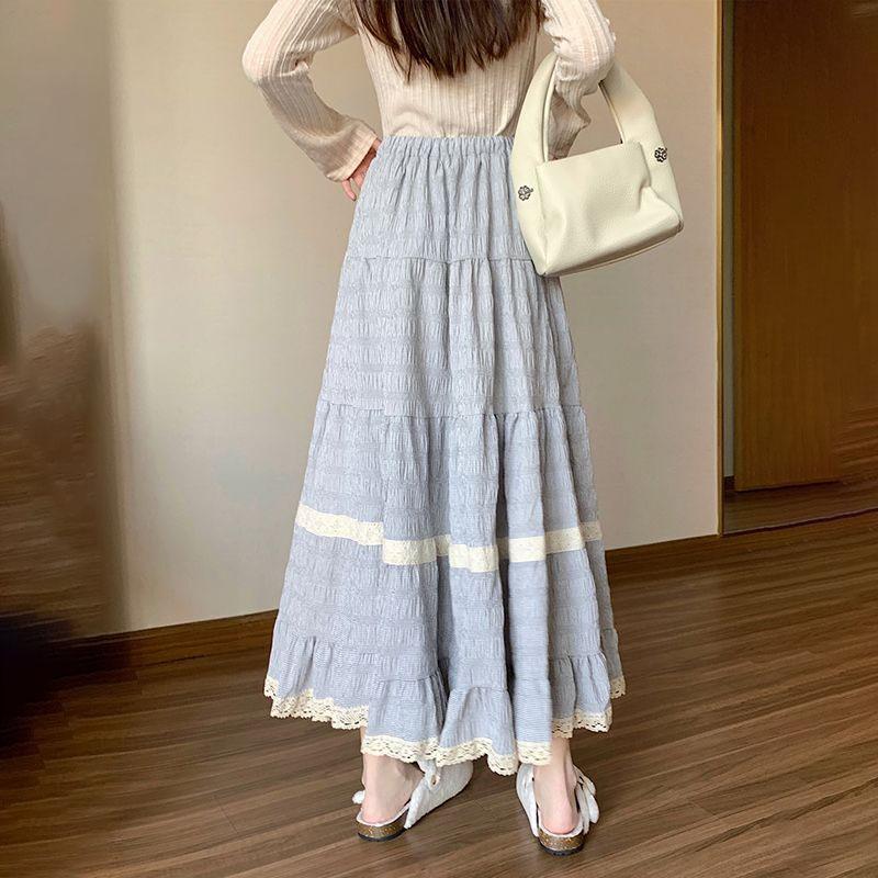 Women's Spring/Summer Design-Forward Paneled A-Line Maxi Skirt - Flowy Drapey Sweet Skirt with Hip-Covering Flared Silhouette & Gentle Flair