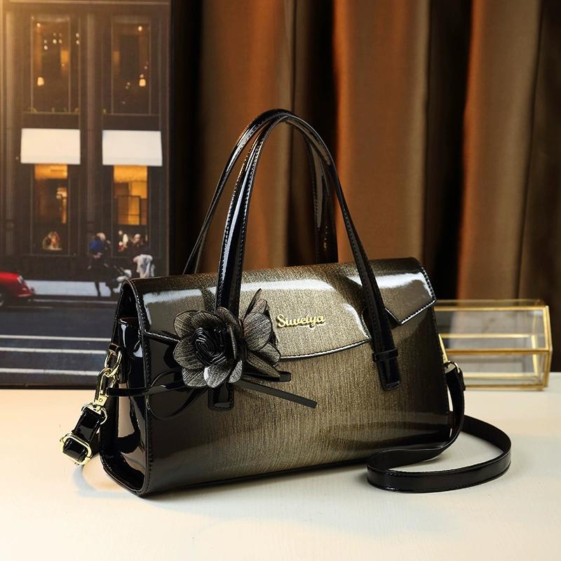 

2024 Новая кожаная сумка через плечо на одно плечо, универсальная сумка с цветком золотой